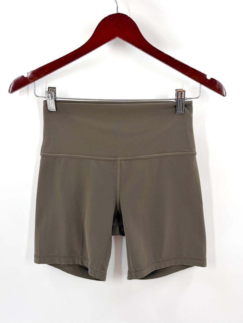 Lululemon Women's Align High-Rise Short 6”